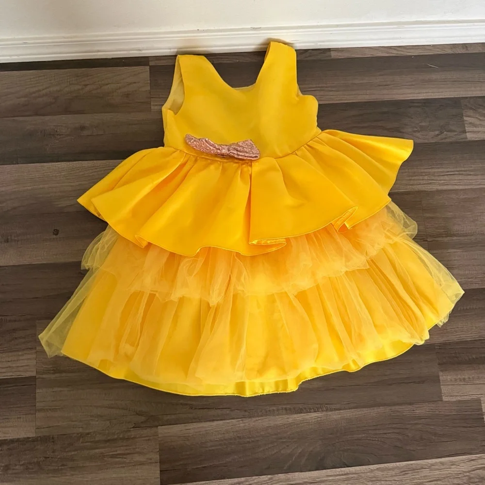 SHEIN Vibrant Yellow Fabric